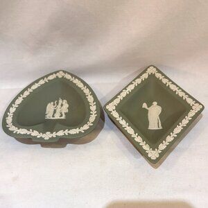 Pair VTG Wedgwood Jasperware Sage Green Spade Diamond Shaped Ashray Trinket Dish